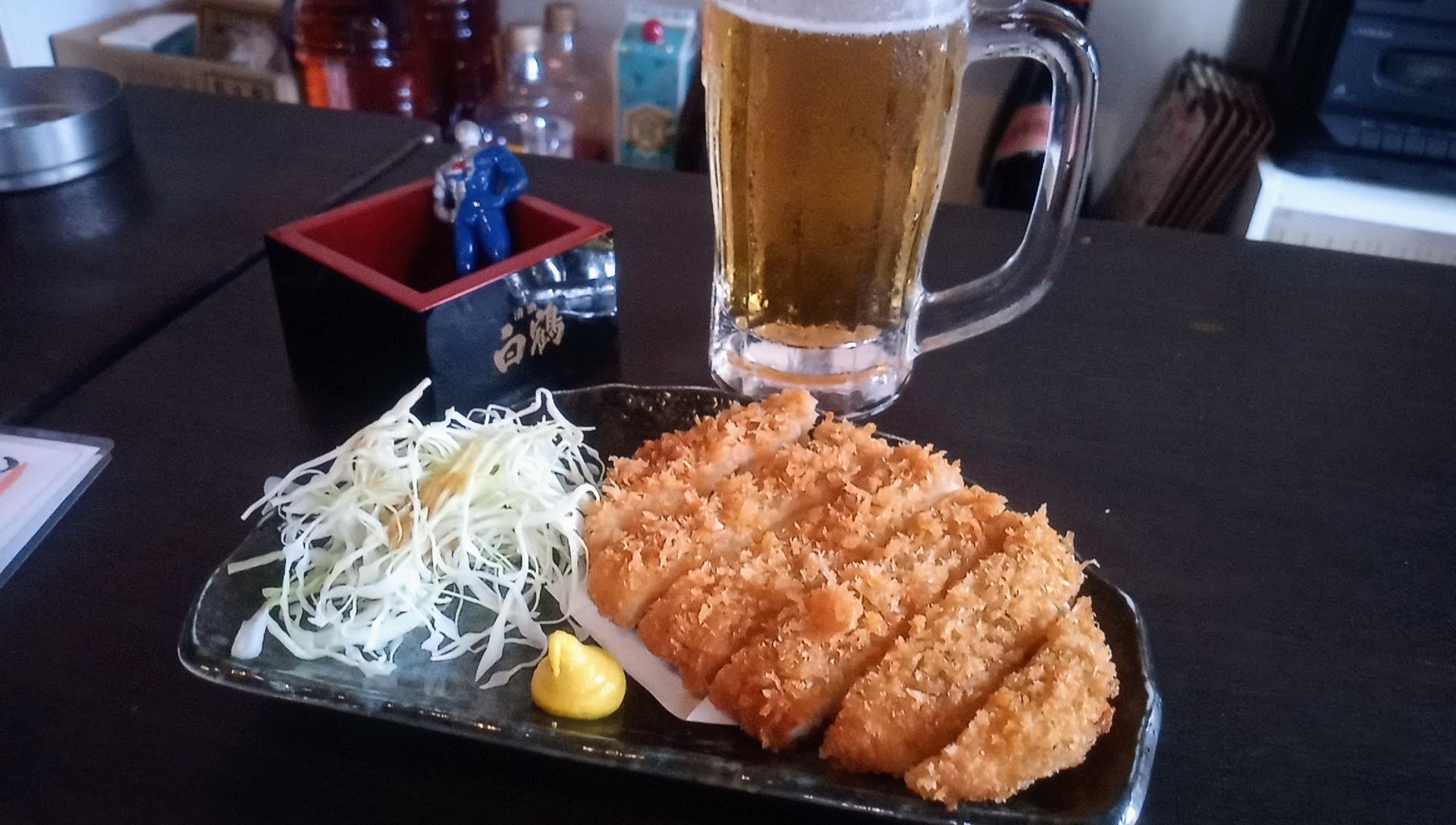 Chicken cutlet and beer