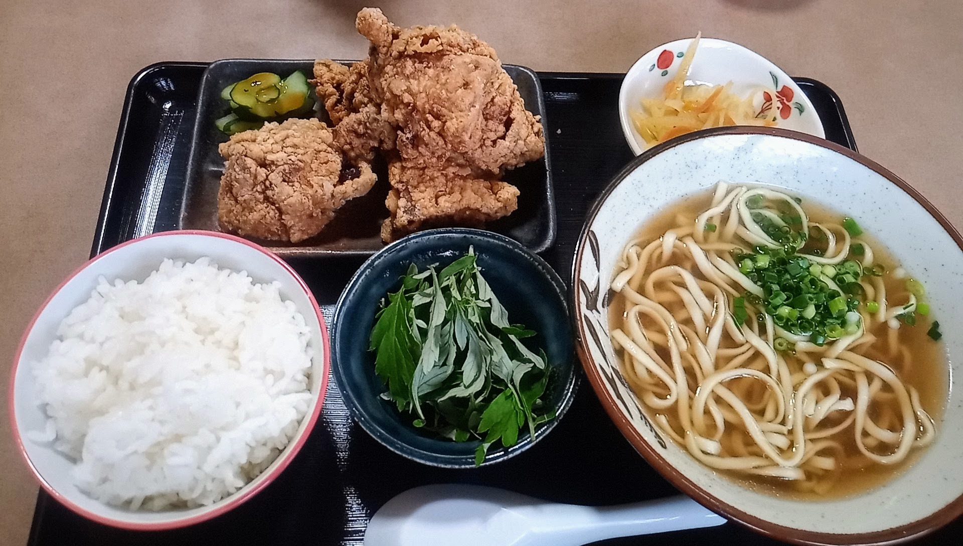 Yukari Shokudo Okinawa soba set meal